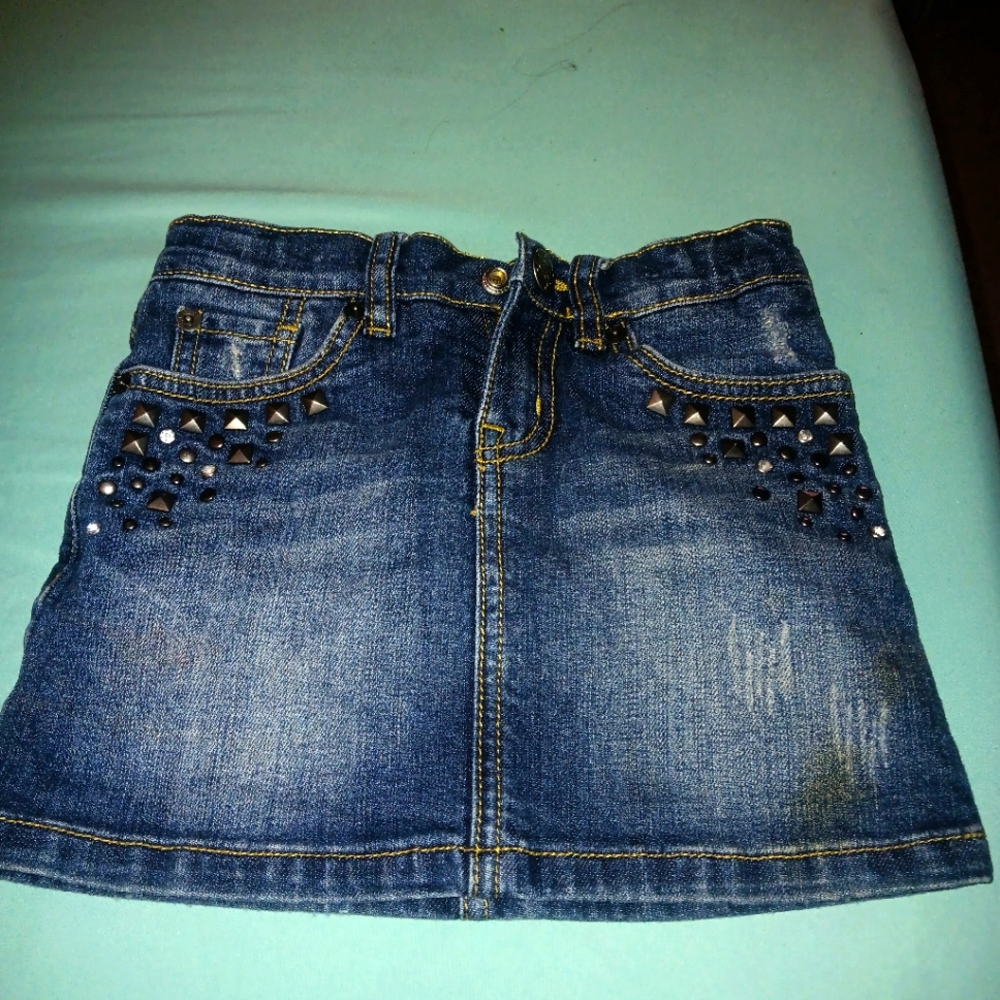 Girls size 5,Children's place 1989 jean skort